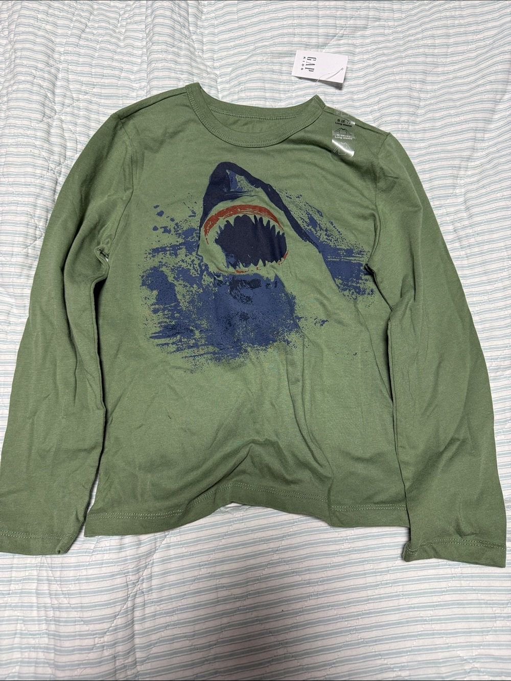 GAP Olive Green Long-Sleeve Shark Tee NWT S (6/7)